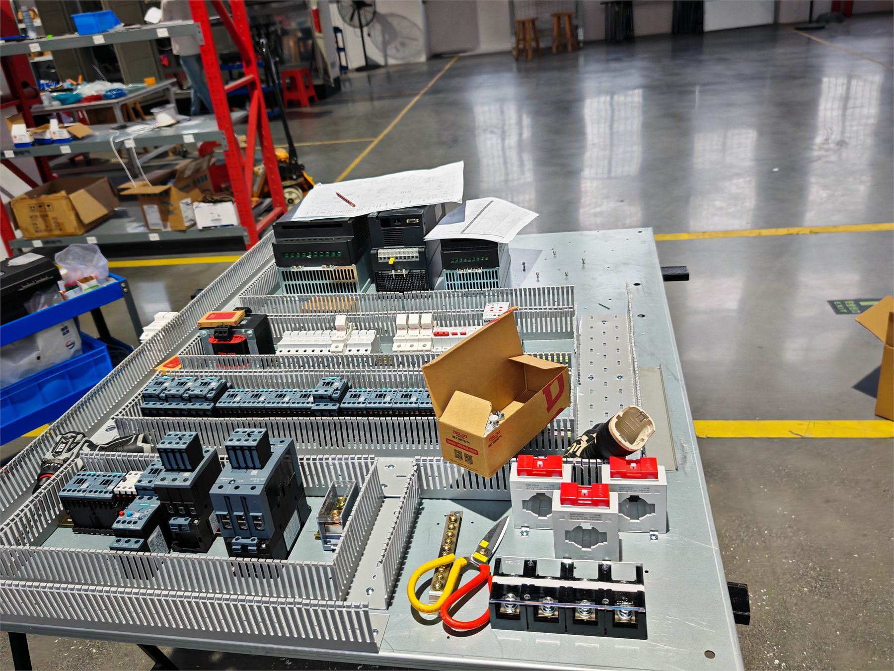 Cabinet row for production line control